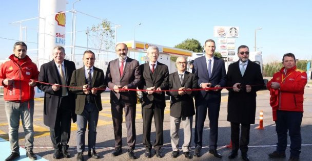 Türkiye'nin ilk sıvılaştırılmış doğal gaz istasyonu Kocaeli'de açıldı