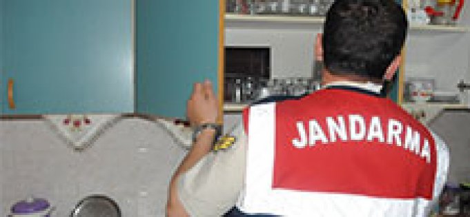 Uyuşturucu operasyonunda 21 kişi tutuklandı