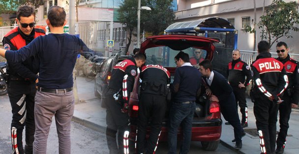 Uyuşturucu tacirlerine göz açtırmıyorlar
