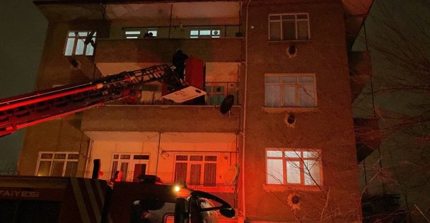 Uyuyakalan Afacanlar Şehri Birbirine Kattı
