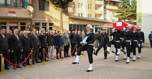 Vali İlhami Aktaş, Gazi Satılmış Tellinin Cenaze Namazına Katıldı