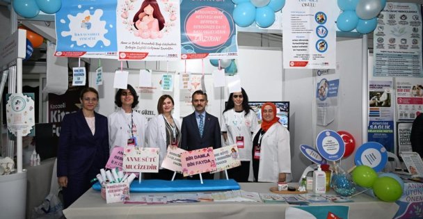 Vali İlhami Aktaş, Kocaeli Kitap Fuarını Ziyaret Etti