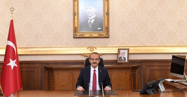Vali Yavuz; İlimizde Geçmişte Görev Yapan Valilerimize Birer Mektup Göndererek Teşekkür Etti