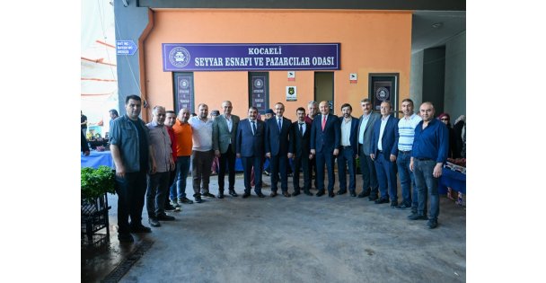Vali Yavuz Pazarcı Esnafıyla Bir Araya Gelerek Bol Ve Bereketli Kazançlar Diledi