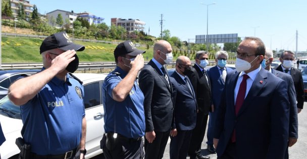 Vali Yavuz, Ramazan Bayramı'na Çalışarak Giren Kamu Görevlilerini Ziyaret Etti