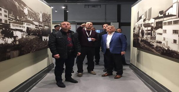 Vali Yazıcı, Kağıt Müzesi'ni çok beğendi