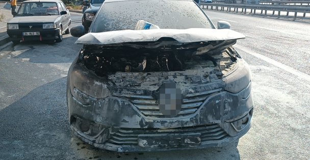 ( VİDEOLU ) Seyir Halinde Otomobil Alev Alev Yandı