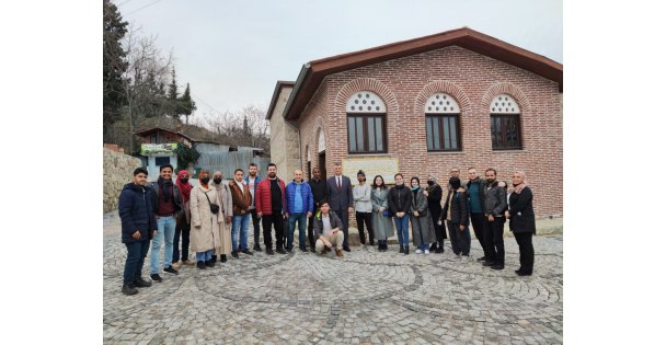 YABANCI ÖĞRENCİLER, GÖLCÜK'ÜN TARİHÎ VE KÜLTÜREL YERLERİNİ GEZDİLER