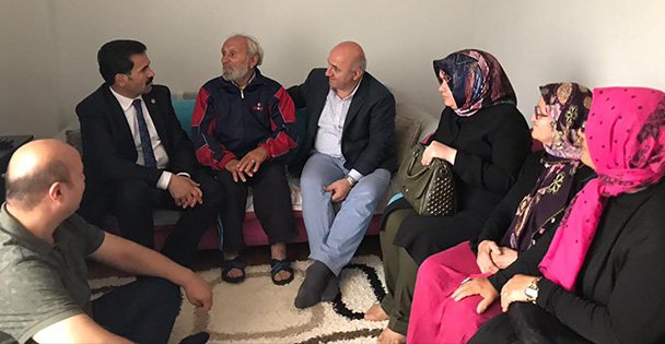 Yaman, Darıca'da kapı kapı dolaştı