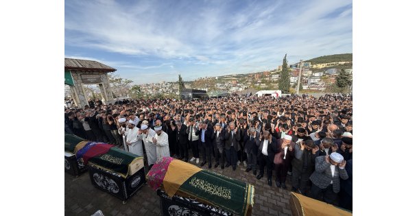 Yangında hayatını kaybedenlere son veda