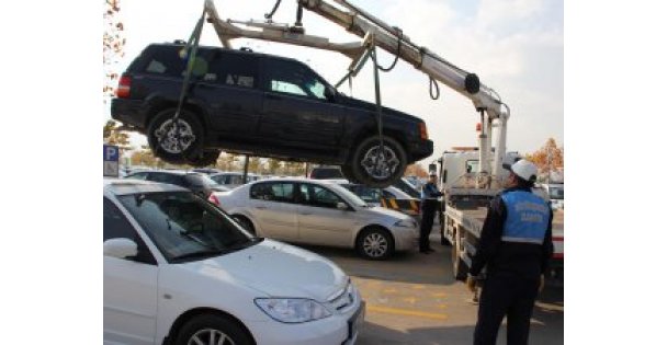 Yanlış park eden 8 bin 100 araca işlem yapıldı