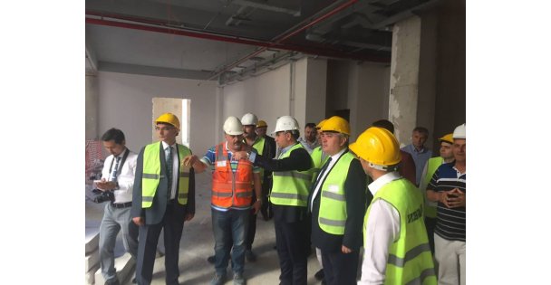 Yapımı süren projeleri incelediler