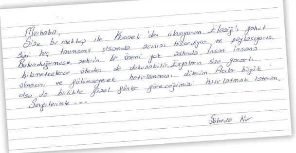Yardım paketlerinden çıkan mektuplar duygulandırdı