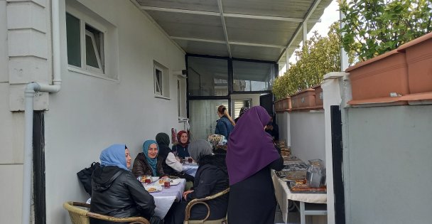 Yardımeli Cafe ‘de herşey ‘'HAYIR'' için