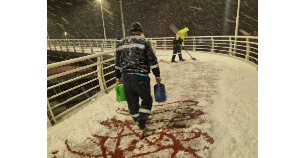 Yaya Üstgeçitleri Temiz Ve Güvenli