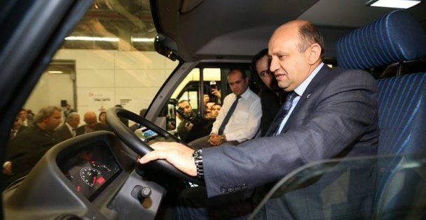 Yerli otoyu boğdurtmayız!
