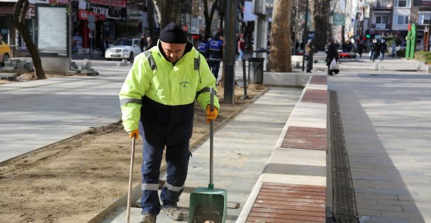 Yürüyüş Yolunda Kar Molası Bitti Çalışmalar Devam Ediyor