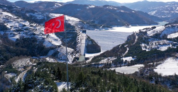 Yuvacık Barajı Kar Yağışıyla Beyaza Büründü