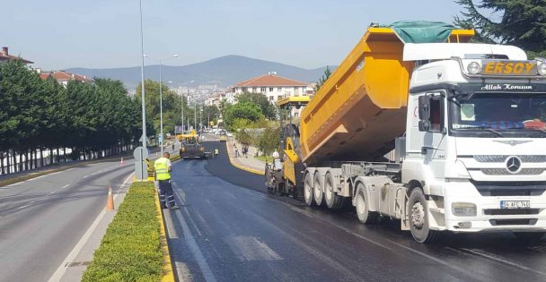 Yüzbaşılar Kavşağı Yan Yollarda Asfalt Tamam
