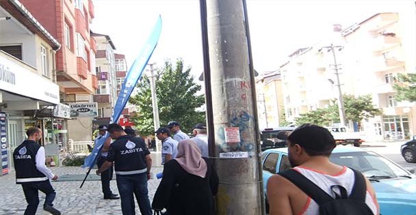 Zabıtadan kaldırım işgaline izin yok