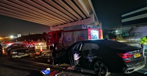 Zincirleme kazada 3 kişi hayatını kaybetti