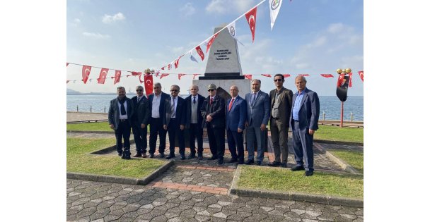 ZONGULDAK KDZ EREĞLI SARIKAMIŞ DENİZ ŞEHİTLERİ ANITINDAN CANLI YAYIN